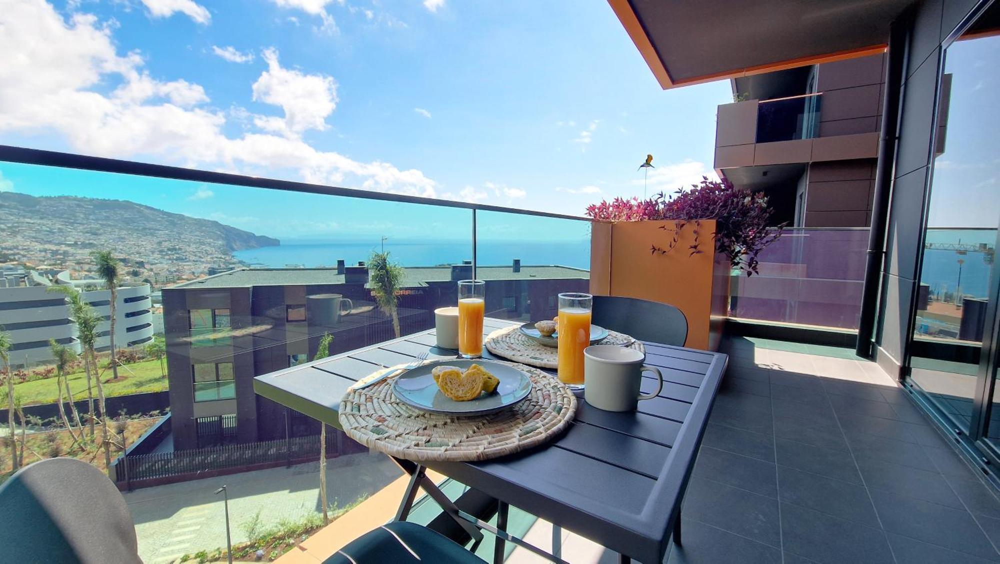 Blissful By Lovelystay Apartment *